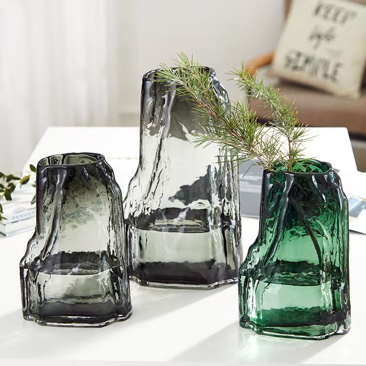 Txinako estiloko arroka artifizialeko beirazko loreontzia