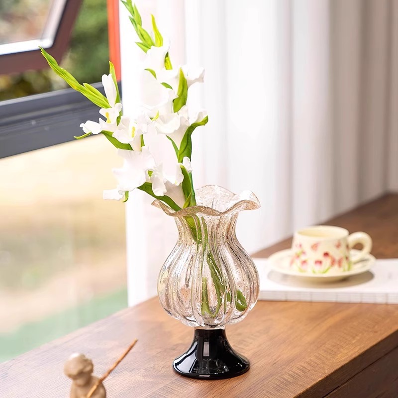 Luxuzko urre koloreko vintage estiloko beirazko loreontzi altua